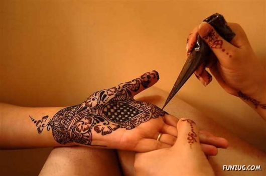 Charming, Stylish N Latest Mehndi Designs