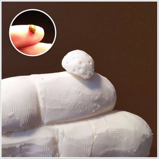 Wonderful Artwork With Cream And Cookies