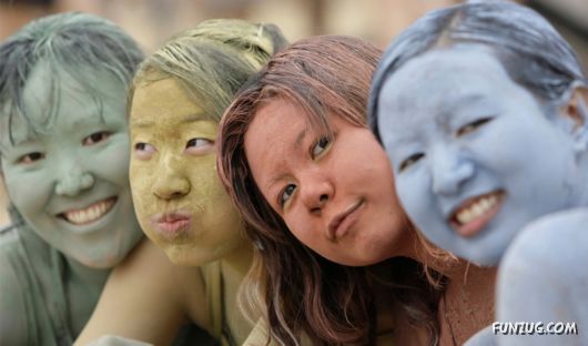 Crazy Mud Bath Fun Carnival