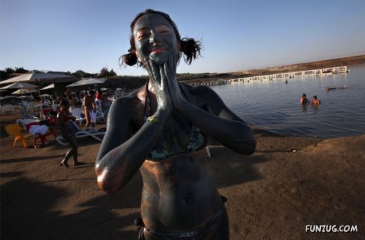 Crazy Mud Bath Fun Carnival
