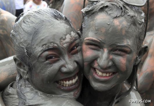 Crazy Mud Bath Fun Carnival
