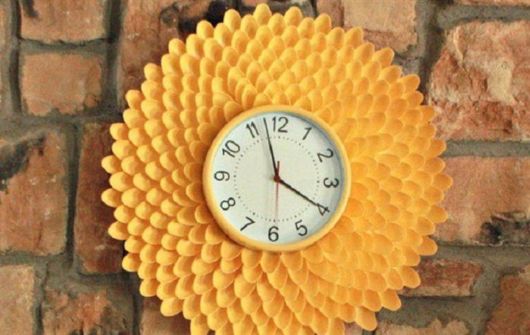 Reuse Plastic Spoons In 16 Inventive Ways