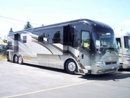 Very Big Luxurious Bus