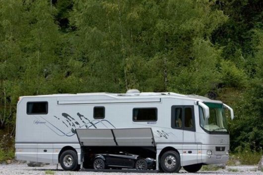 Very Big Luxurious Bus