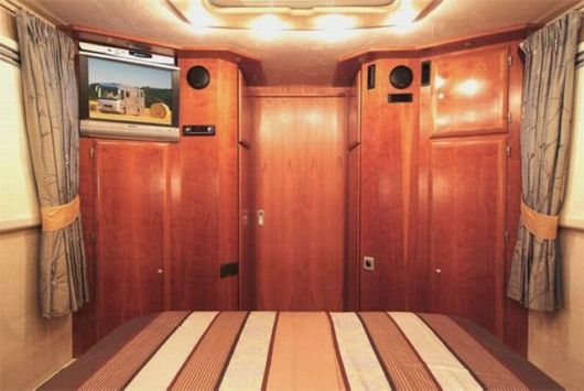 Very Big Luxurious Bus