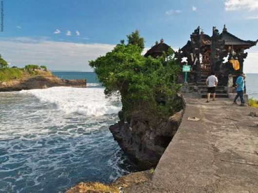 Pura Tanah - A Sea Temple in Bali