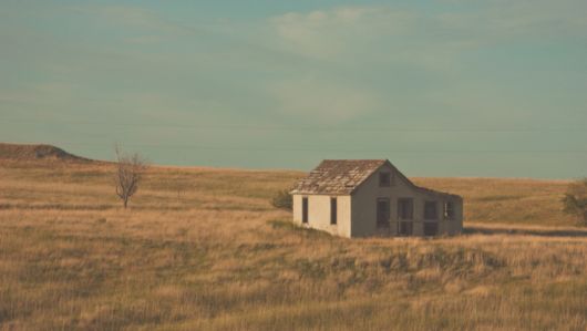 awesome-houses-in-the-middle-of-nowhere-funzug