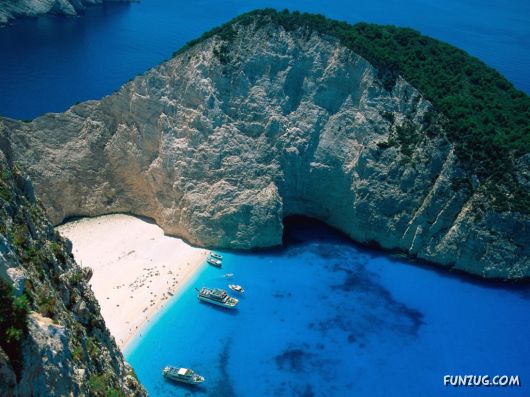 Click to Enlarge - Beautiful Greece Wallpapers