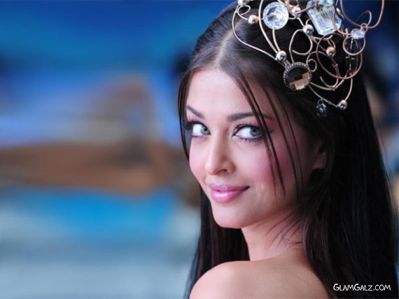 Click to Enlarge - Aishwarya Rai Wallpapers