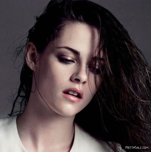 Kristen Stewart Exclusive Pictures Gallery