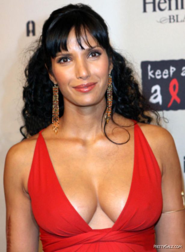 Padma Lakshmi Stylish Photos